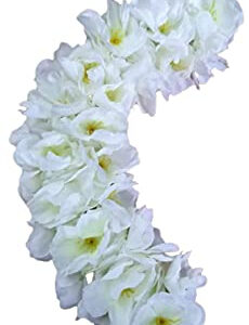 White Beautiful Flower Gajra for Women B...