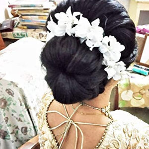 Artificial Floral Gajra for hair bun, Wh...